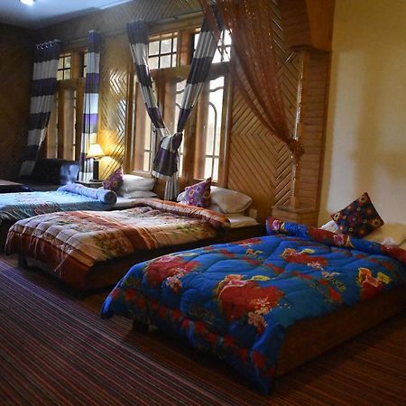 Cozy Lodge Гилджит Екстериор снимка