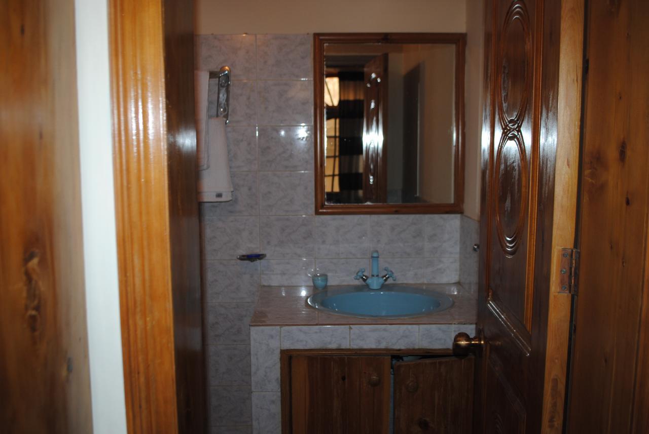 Cozy Lodge Гилджит Екстериор снимка